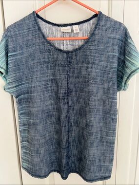 Chico's Blue Short Sleeve Knit Tee with Subtle Stripe